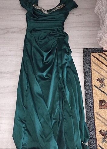 38 Beden Yeşil saten abiye 