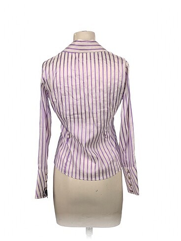 m Beden PreLoved Gömlek %70 İndirimli.