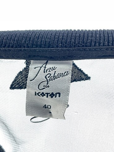 40 Beden siyah Renk Koton Bluz %70 İndirimli.