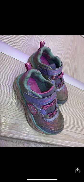Skechers spor ayakkabı