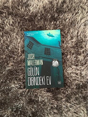  Beden Renk Josh Malerman