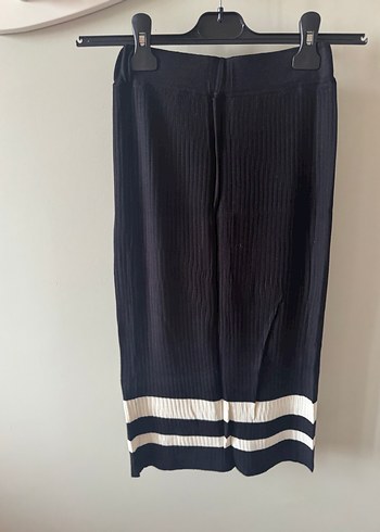 Siyah Çizgili Uzun Pilili Kadın Etek - Görsel 3