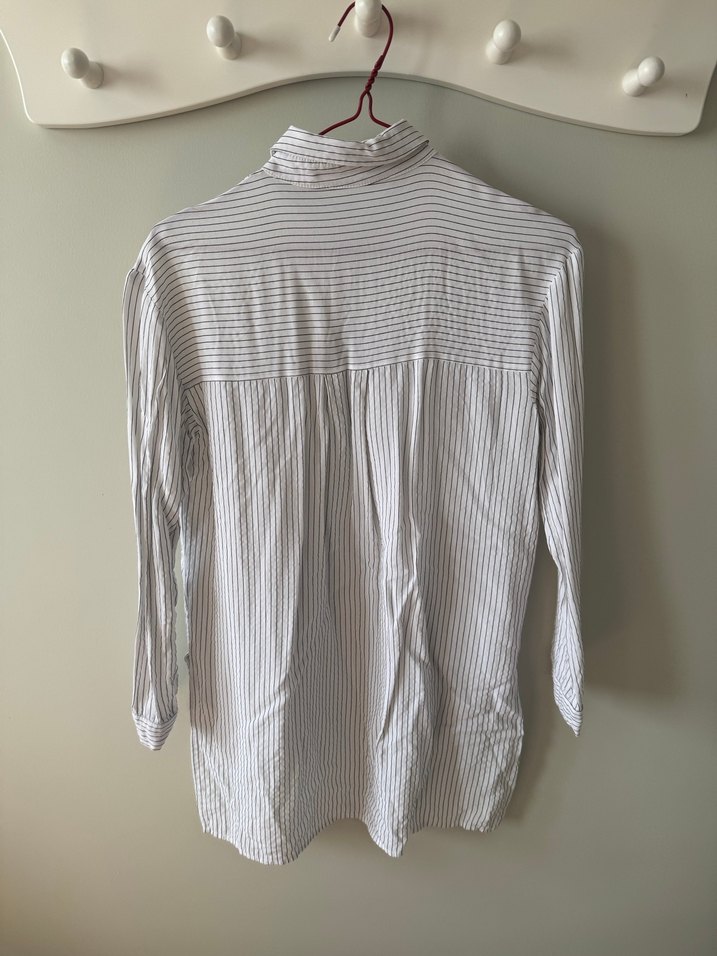 Çizgili Beyaz Keten Kadın Gömlek - Görsel 3