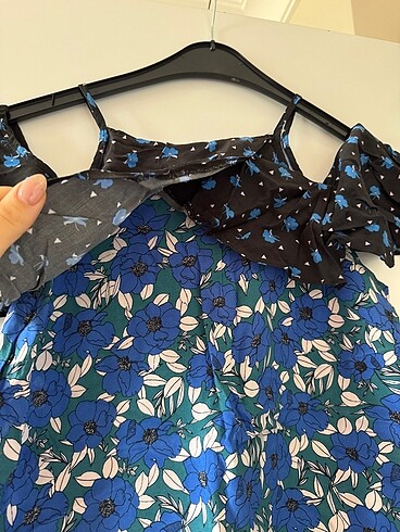 Miss Selfridge Omuz açık elbise