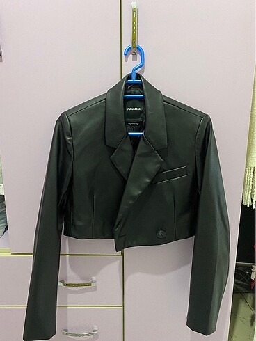 Pull and Bear Deri crop blazer ceket