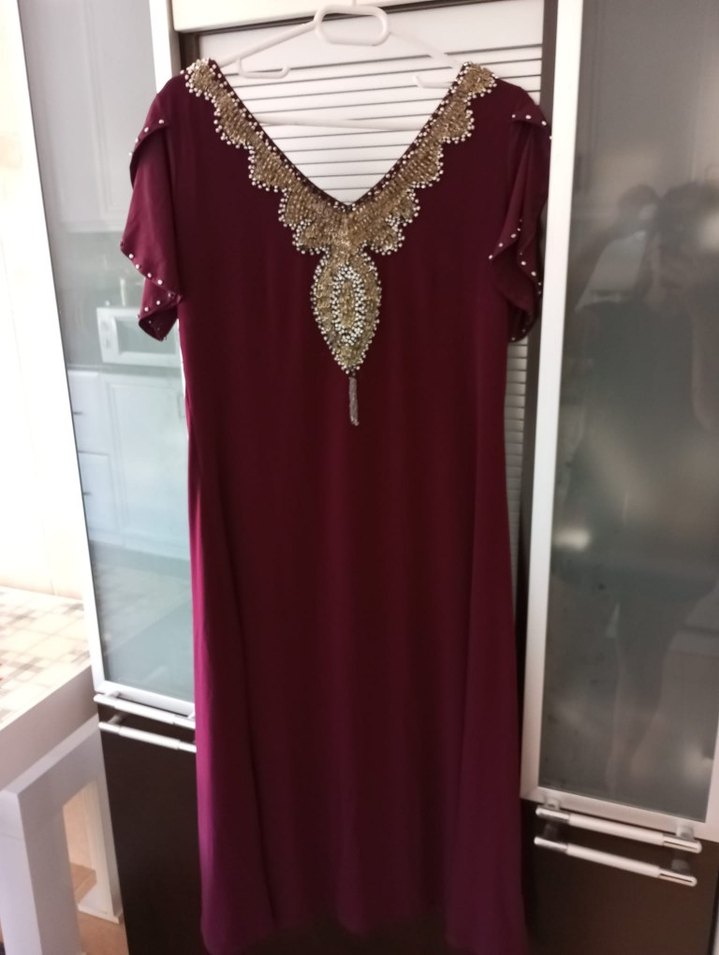 İşlemeli Boncuk Detaylı Bordo abiye  Elbise - Görsel 2