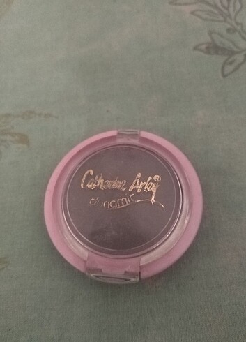 Diğer Catherine Arley göz farı gri