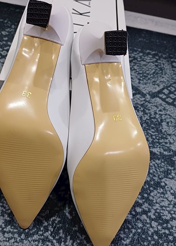 Beyaz Kadın Stiletto Topuklu Ayakkabı - Görsel 2