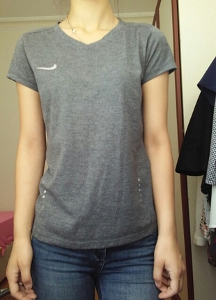 nike tshirt