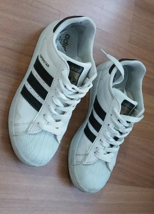 Adidas beyaz spor ayakkabı