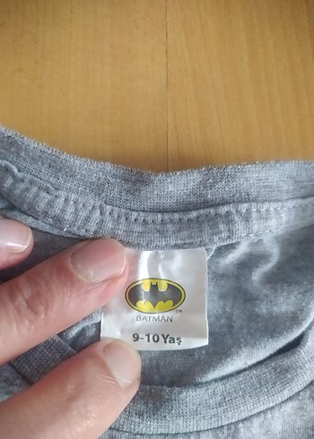 Batman Baskılı Erkek Çocuk Gri Tişört ve Siyah Şort ( Hediyeli) - Görsel 6