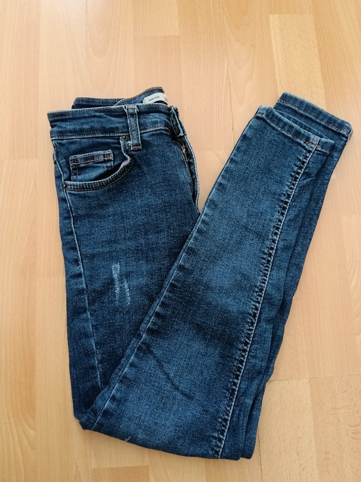 Koyu Mavi Dar Kesim Denim Jean — görsel 3/9