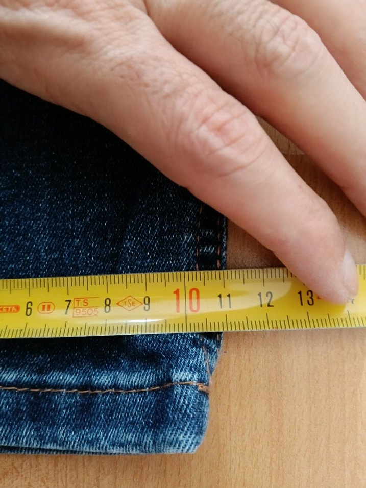 Koyu Mavi Dar Kesim Denim Jean — görsel 8/9