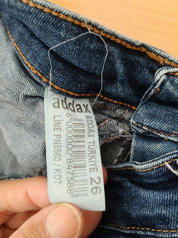 Koyu Mavi Dar Kesim Denim Jean — görsel 5/9