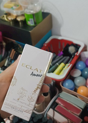 Oriflame Oriflame Eclat Amour Kadın Parfümü 50 ml