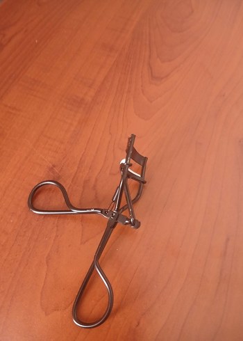 Siyah Kirpik Kıvırıcı - Görsel 3