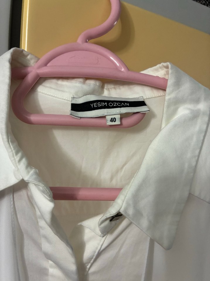 Uzun Kesim Beyaz Tüllü pamuk gömlek - Görsel 4