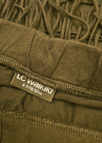 LC Waikiki Siyah Püsküllü Mini Etek