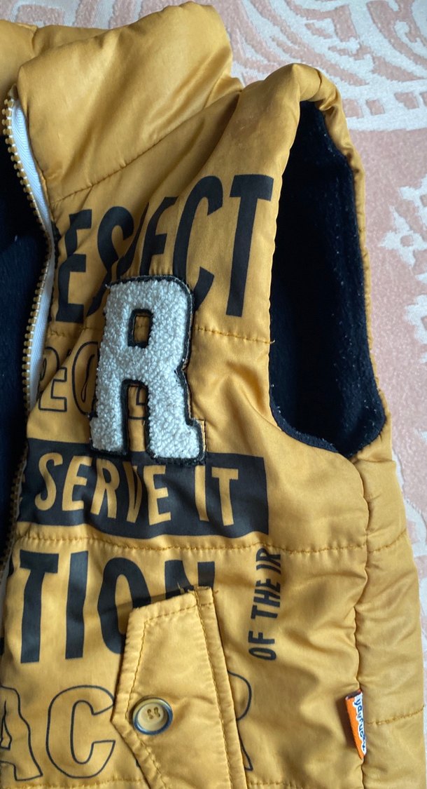 Sarı Fermuarlı Erkek Çocuk Yeleği - Görsel 4