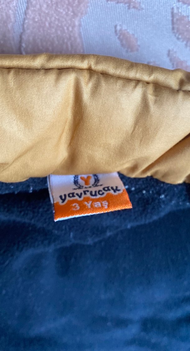 Sarı Fermuarlı Erkek Çocuk Yeleği - Görsel 3