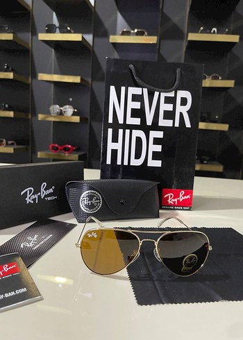 Ray Ban