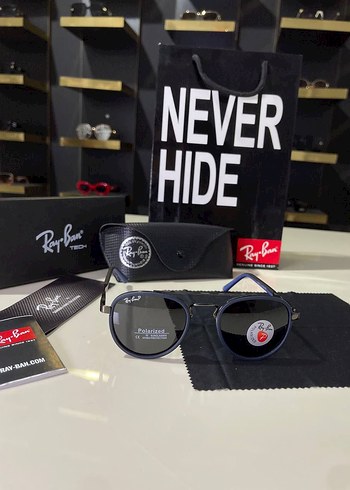 Ray Ban