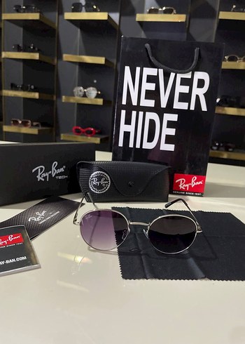 Ray Ban