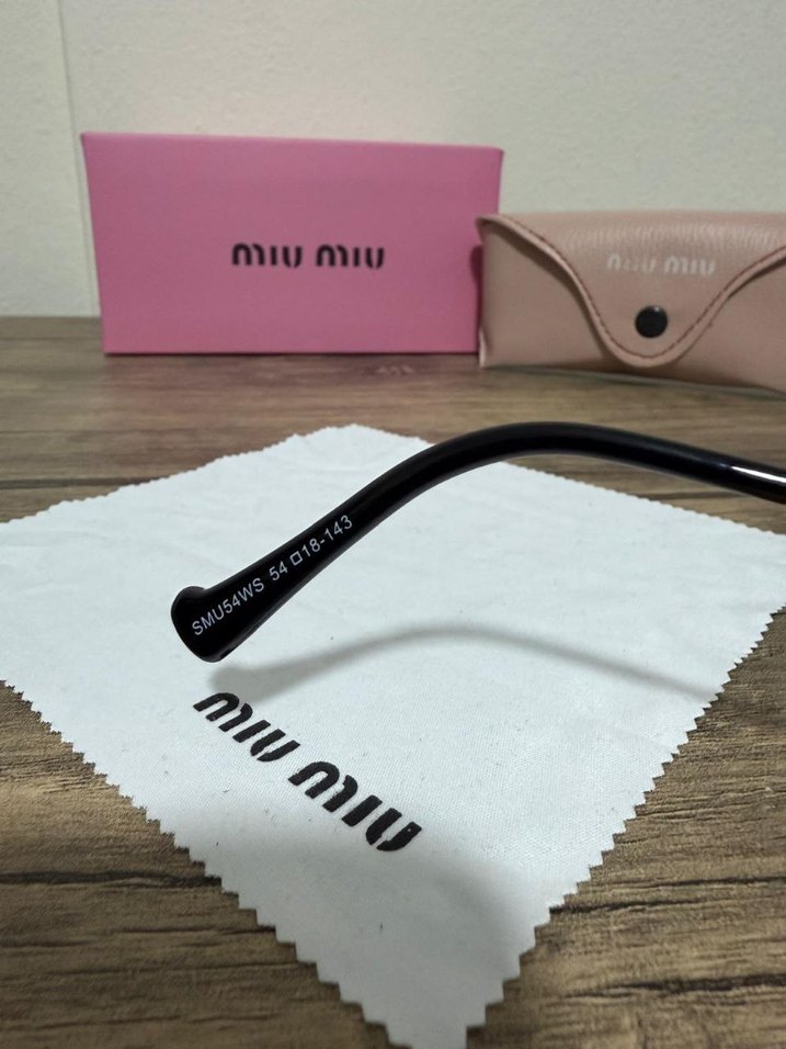 Miu Miu Altın Renk Modern Klasik Kadın Gözlüğü - Görsel 5