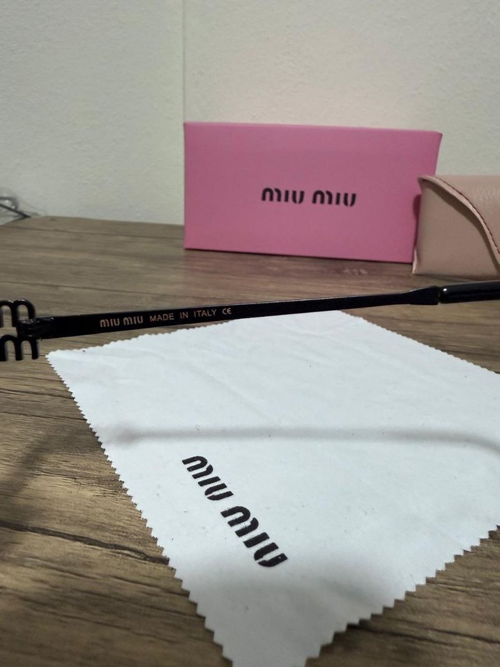 Kadın Kahverengi Parlak Miu Miu Güneş Gözlüğü - Görsel 4