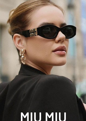 Miu Miu Siyah Kadın Güneş Gözlüğü - Görsel 4