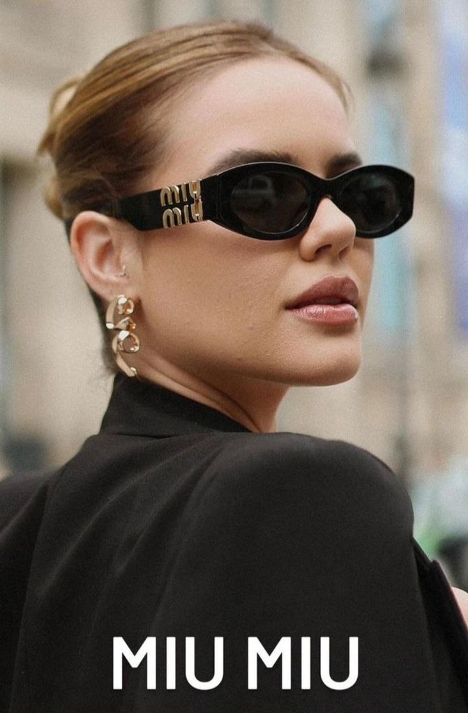 Miu Miu Siyah Kadın Güneş Gözlüğü - Görsel 4