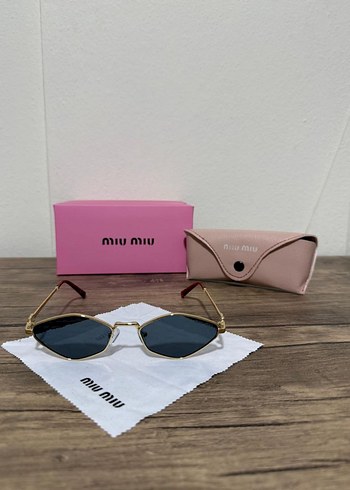 Miu Miu Kadın Gri Parlak Minimalist Güneş Gözlüğü - Görsel 2