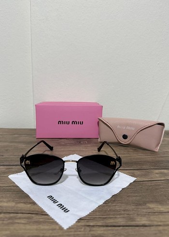 Miu Miu