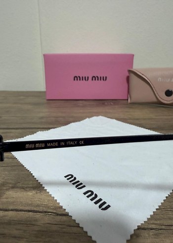 Miu Miu Parlak Bej Kadın Güneş Gözlüğü - Görsel 5