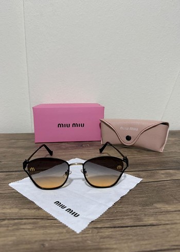 Miu Miu Parlak Bej Kadın Güneş Gözlüğü - Görsel 2