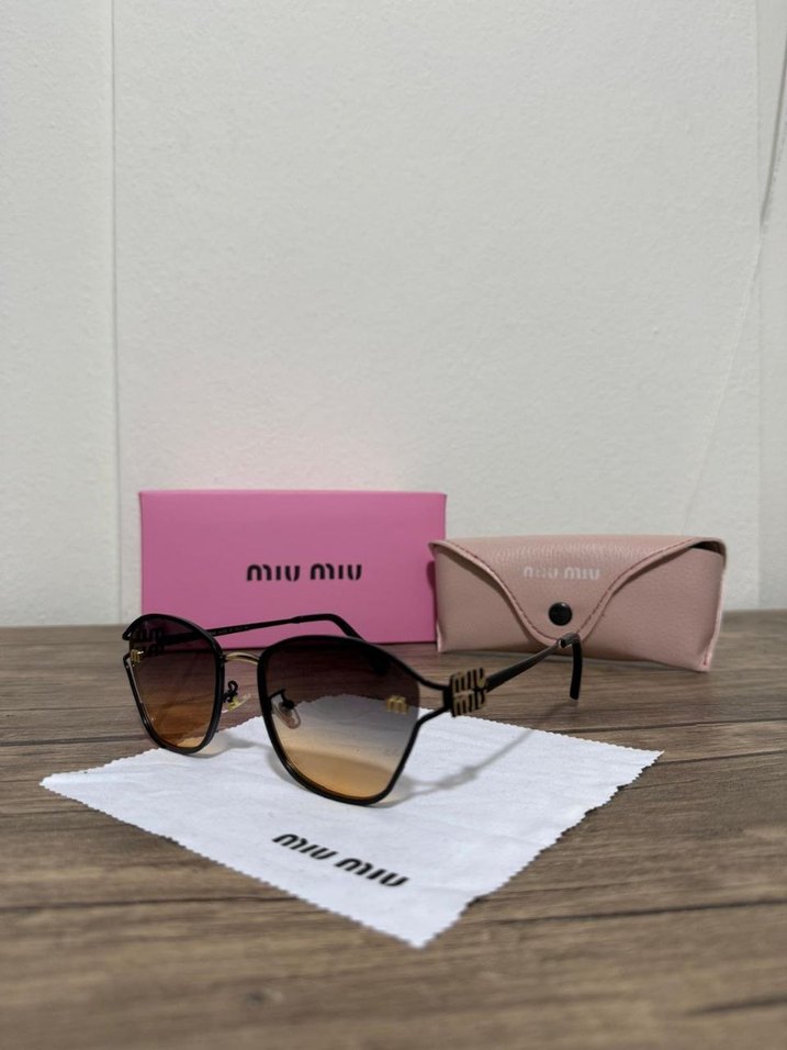 Miu Miu Parlak Bej Kadın Güneş Gözlüğü - Görsel 3