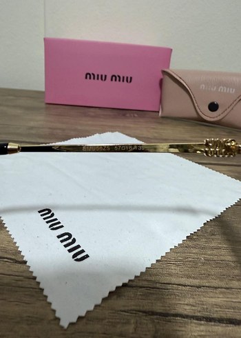 Miu Miu Parlak Bej Kadın Güneş Gözlüğü - Görsel 5