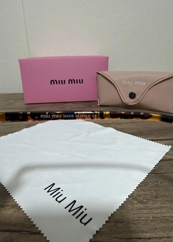 Miu Miu Transparan Bej Kadın Gözlüğü - Görsel 5