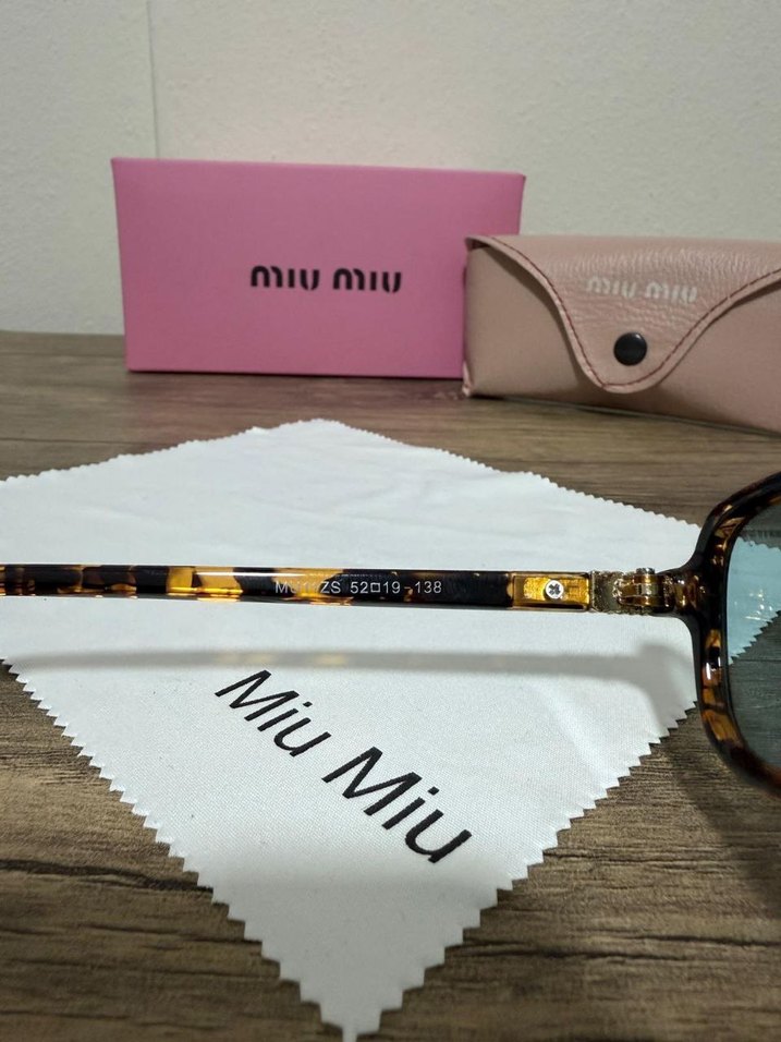 Miu Miu Transparan Bej Kadın Gözlüğü - Görsel 4