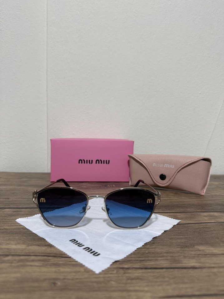 Miu Miu Parlak Mavi Minimalist Kadın Güneş Gözlüğü - Görsel 2