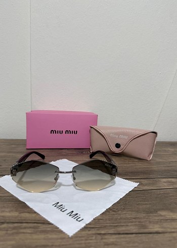 Miu Miu Bej Simli Kadın Güneş Gözlüğü - Görsel 2