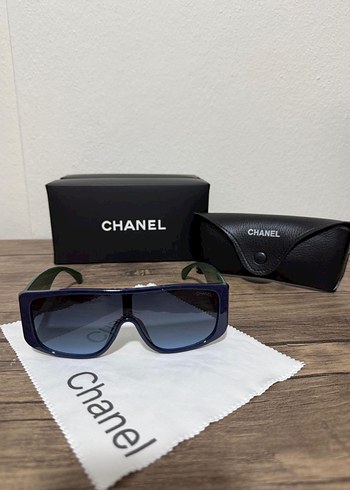 Chanel Şeffaf Gri Kadın Güneş Gözlüğü - Görsel 2