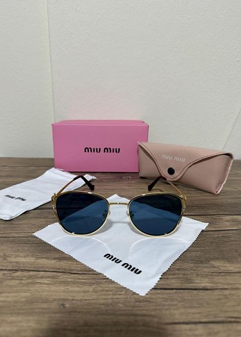 Miu Miu Pastel Mavi Parlak Kadın Güneş Gözlüğü - Görsel 4