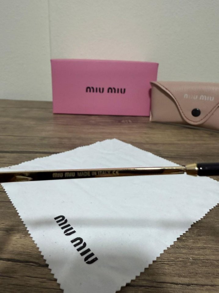 Pastel Bej Parlak Miu Miu Kadın Güneş Gözlüğü - Görsel 5