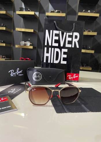 Ray Ban
