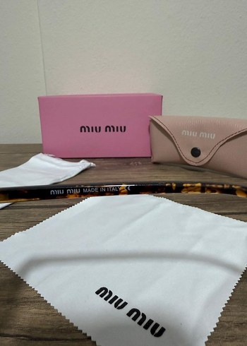 Miu Miu Kadın Bej Minimalist Gözlük - Görsel 5