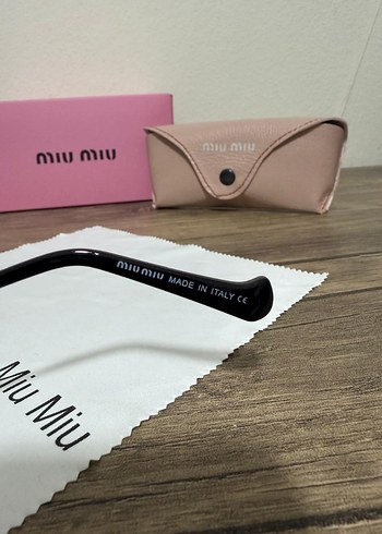 Miu Miu Pastel Kahverengi Kadın Güneş Gözlüğü - Görsel 5
