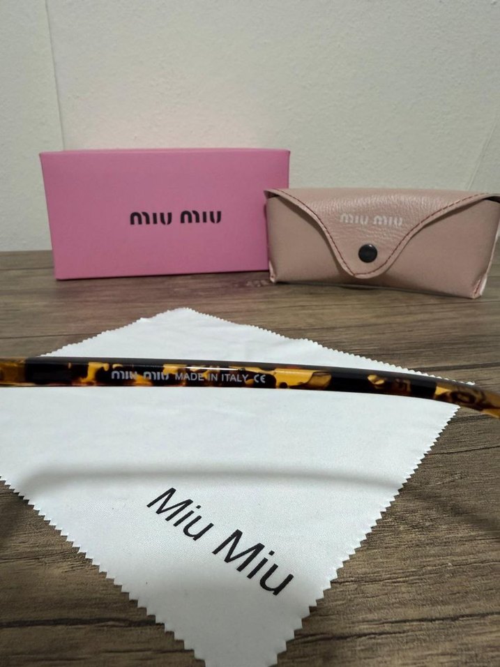 Miu Miu Pastel Kahverengi Kadın Güneş Gözlüğü - Görsel 4