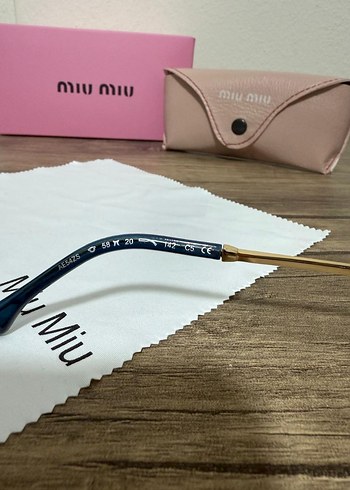 Miu Miu Parlak Mavi Kadın Güneş Gözlüğü - Görsel 3