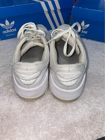 38 Beden beyaz Renk Nike airmax